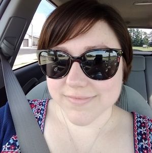 Meet your Posher, Megan